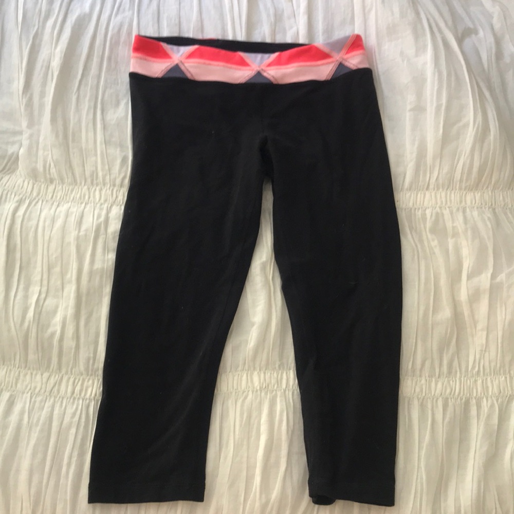 Reversible cropped ivivva leggings